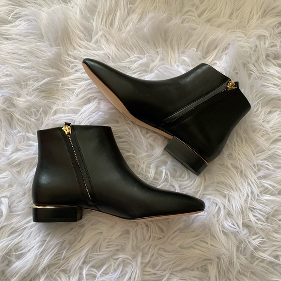 Pour La Victoire Setta Booties in black - Picture 4 of 14
